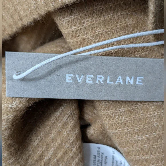 Everlane NWT The Cozy-Stretch Cropped Wool Yak Tank in Camel Tan S,M,L - Picture 6 of 12